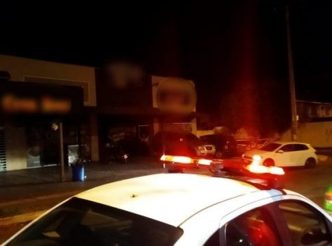 Guarda Municipal flagra 253 pessoas ‘furando’ toque de recolher na madrugada