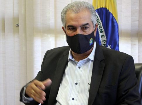 “Não vamos desistir da compra da vacina para garantir a imunização da população de MS”, afirma Reinaldo Azambuja
