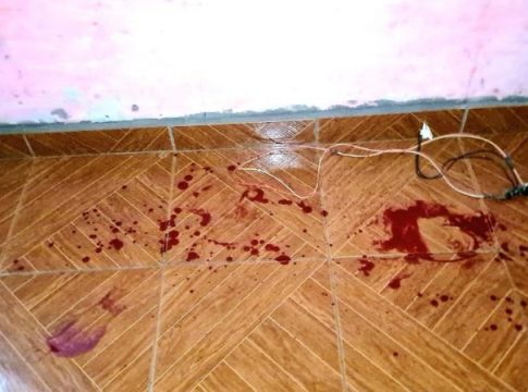 Mulher esfaqueada 15 vezes pelo marido tinha registrado 4 BOs em 1 ano contra homem