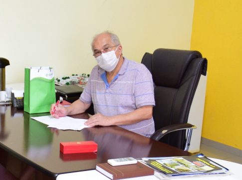 Dr. Lídio assina ordem de serviço para obras de 3 milhões em recapeamento de asfalto