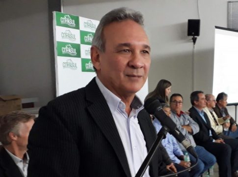 Dr. Izauri deixa o DEM e é cotado para disputar vaga a deputado estadual em 2022