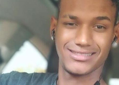 Jovem discute por causa de mensagem recebida pela namorada e é assassinado