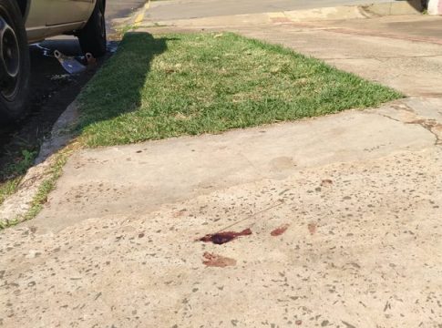 Preso por atirar em cliente de lanchonete foi expulso após brigar e voltou armado