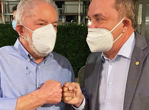 Vander Loubet se encontra com o ex-presidente Lula, em Brasília