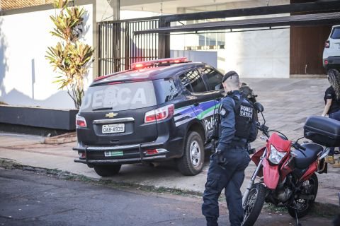 Polícia faz operação para prender 27 condenados por estupro de crianças em Campo Grande