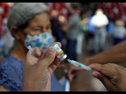 Mato Grosso do Sul recebe novo lote com 97.500 doses contra a Covid-19 neste domingo