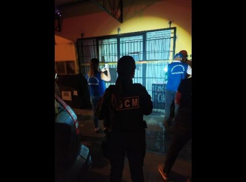 Guarda flagra 225 pessoas furando toque de recolher e interdita 3 estabelecimentos