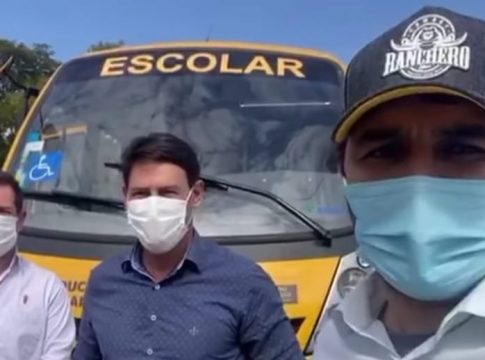 Parceria Torquetti e Reinaldo garante três ônibus em 6 meses para Tacuru