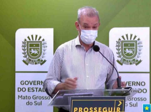 ‘População está pouco se lixando’, diz secretário de saúde com MS líder em alta nos casos de covid