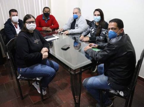 Prefeito Léo mantém agenda semanal com os vereadores