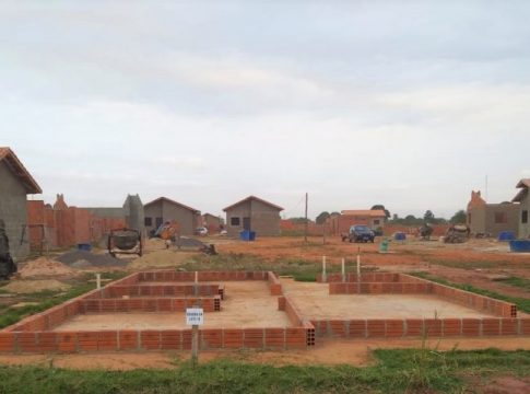 Parceria entre Governo e Itaquiraí garante entrega de 55 casas em breve