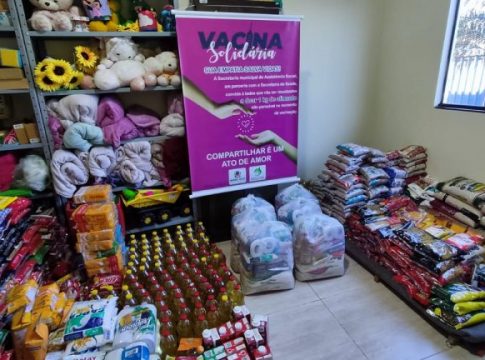 Assistência Social arrecadou 97 cestas na Vacinação Solidária e realiza entrega nesta quinta-feira (08)