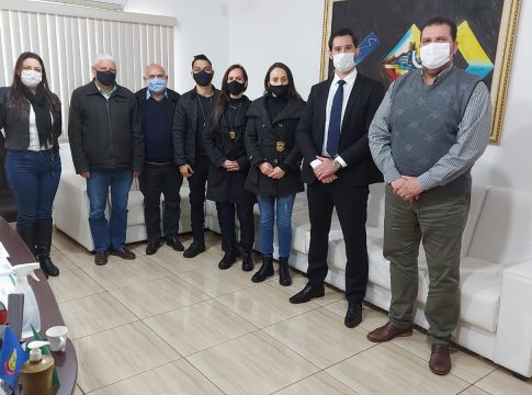 Presidente da Câmara de Iguatemi Dr. Genésio recebeu delegado e novos agentes de Polícia Civil