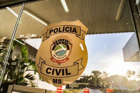Ex-PM é flagrado dirigindo bêbado, tenta fugir e acaba preso em Campo Grande