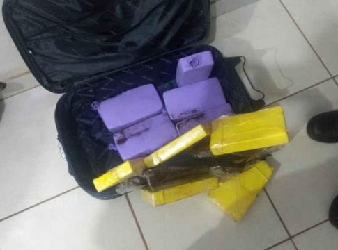 ‘Vai pra onde?’: Jovem tenta embarcar com 25 kg de droga no Aeroporto de Campo Grande