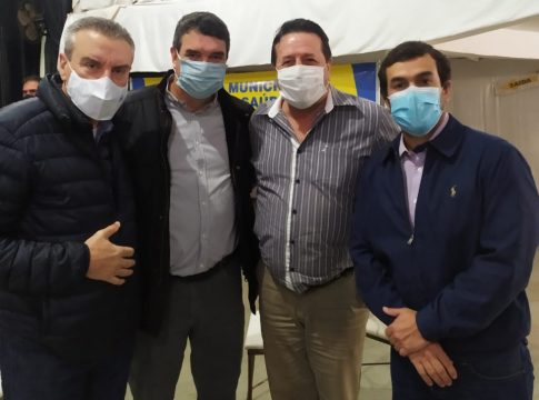 Vereador Evaldo conquista R$ 335 mil para uma Van e apoio a três entidades assistenciais