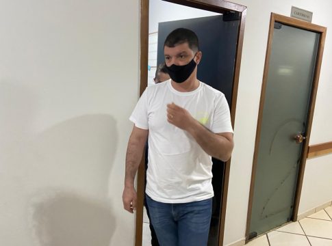 Polícia diz não ter dúvida de que Jean Michel matou os sogros e a esposa