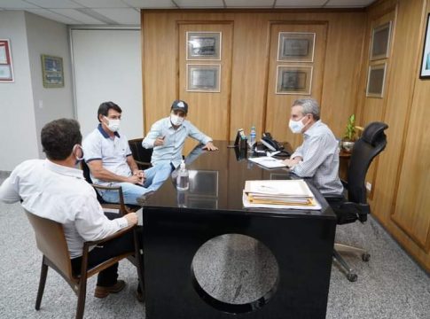 Paulo Corrêa e Geraldo Resende recebem prefeito, vice e vereador de Tacuru