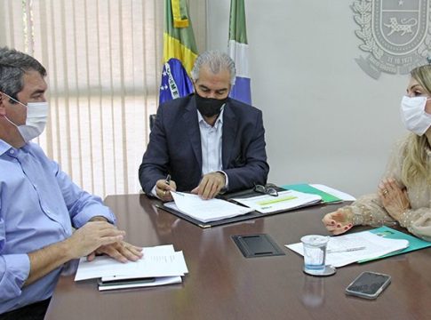 Para reduzir burocracia e tornar gestão mais eficiente, governador revoga 3,3 mil decretos que estavam ultrapassados