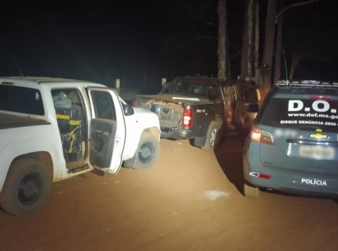 Camionetes com mais de duas toneladas de maconha foram recuperadas pelo DOF durante a Operação Hórus