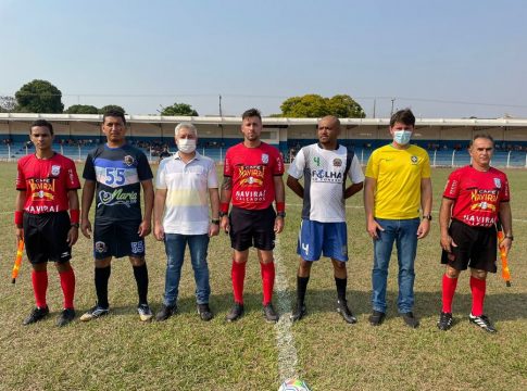 Prefeito Thalles abre o Campeonato Municipal de Futebol de Campo 2021