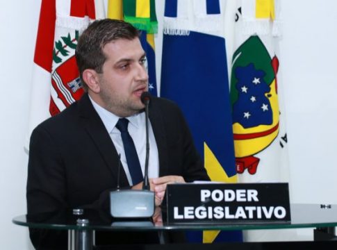 Vereador Kaudi participa na Capital da conquista de arena de grama sintética e quadra basquete
