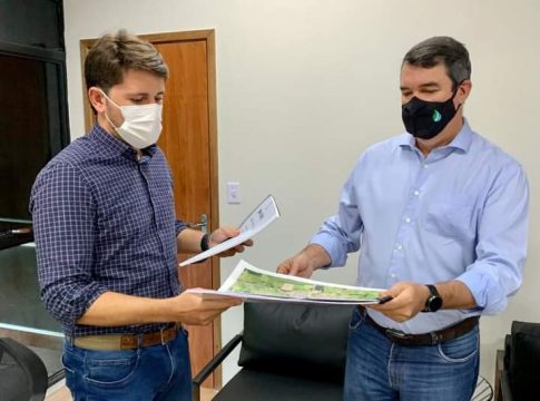Thalles recebe secretário Riedel para várias agendas em Itaquiraí