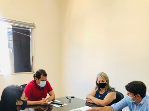 Vereadoras Marcia e Diu buscam com deputada Rose verbas para infraestrutura