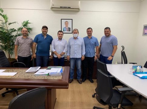 Chefe da Casa Civil do Governo do MS recebe vereadores mundonovenses