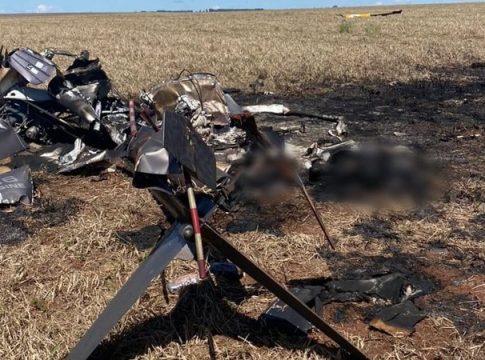 Helicóptero carregado de cocaína explode e mata dois carbonizados em Mato Grosso do Sul