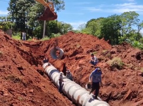 Infraestrutura de Mundo Novo avança na obra de drenagem no bairro Berneck e aguarda aprovação de projeto para licitar asfalto
