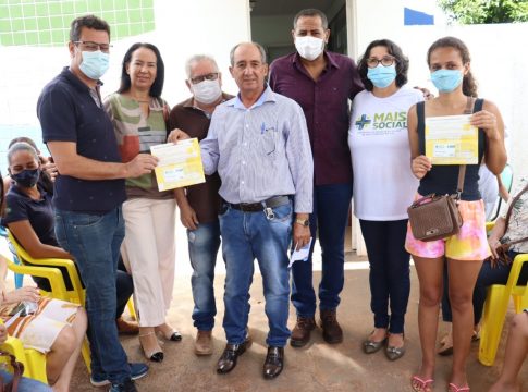 Eldorado entrega 250 cartões do programa Mais Social