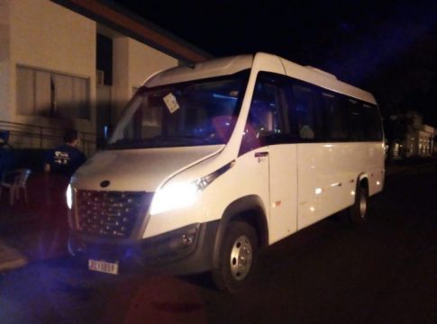 Primeira viagem de novo micro-ônibus adquirido pela Saúde de Mundo Novo ocorreu nesta terça-feira