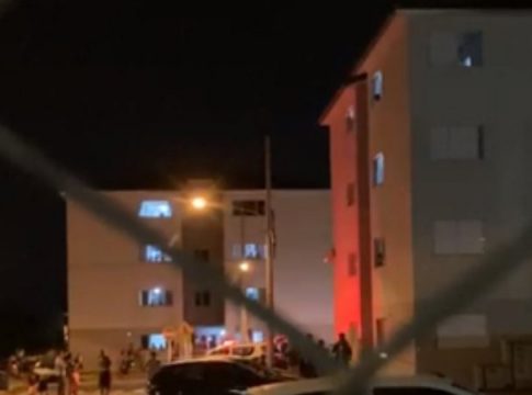 Após ser chamado de pedófilo, morador ameaça cortar pescoço de adolescente em condomínio em Campo Grande