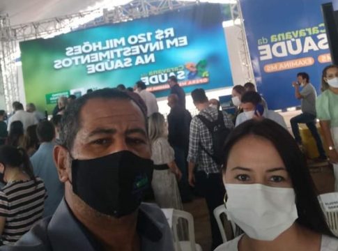 Prefeito Léo participa do lançamento da nova Caravana da Saúde