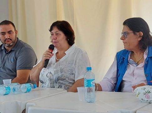 Valdomiro e Rosária reassumem funções no Governo de Mundo Novo e recebem a imprensa