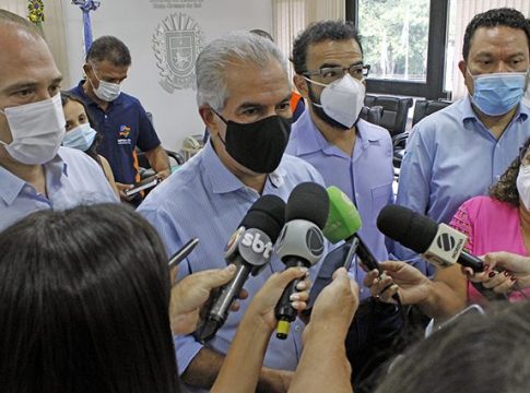 Governador anuncia decreto de situação de emergência nas 79 cidades em função da seca e estiagem
