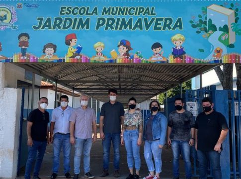 Em um ano prefeito Thalles investiu mais de R$ 4 milhões na Educação