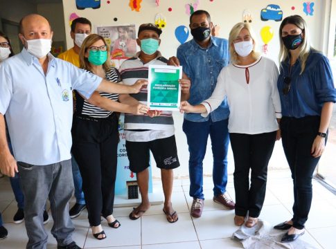 Regularização fundiária beneficia 42 famílias em Eldorado e Mundo Novo