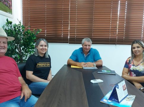 Japorã retoma aulas com obrigatoriedade de vacina para alunos, professores e servidores da Educação