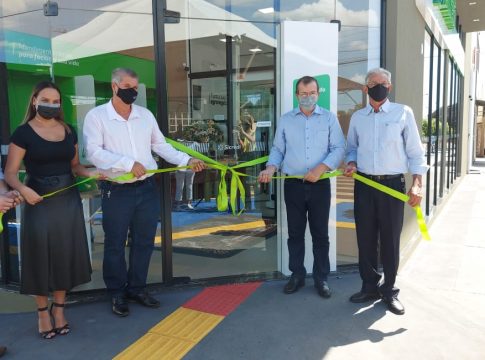 Inaugurada agência Sicredi em Japorã