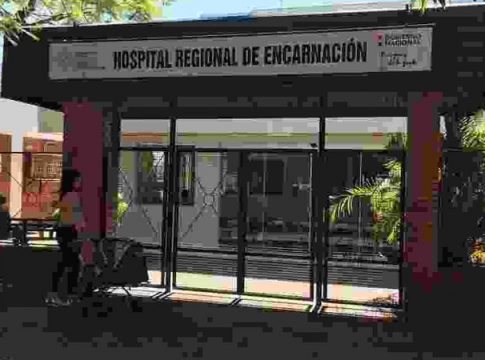 Suspeita de trocar filha por drogas e bebidas, mãe é presa no Paraguai