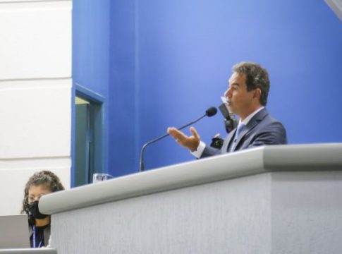 Marquinhos avisa que deixa Prefeitura de Campo Grande para Adriane em abril