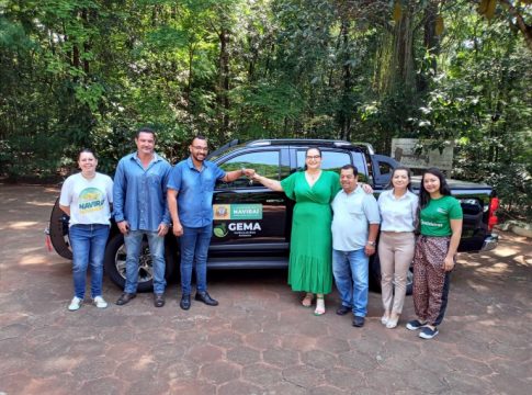 Prefeitura de Naviraí adquire e entrega camionete para Gerência de Meio Ambiente