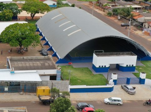 Prefeitura de Itaquiraí conclui reforma da quadra esportiva da Escola Jardim Primavera
