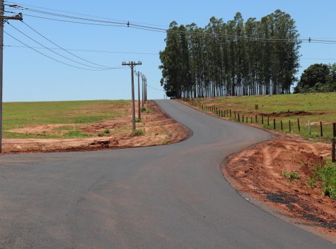 Mundo Novo conta com 31 obras simultâneas e prefeito Valdomiro exalta parcerias