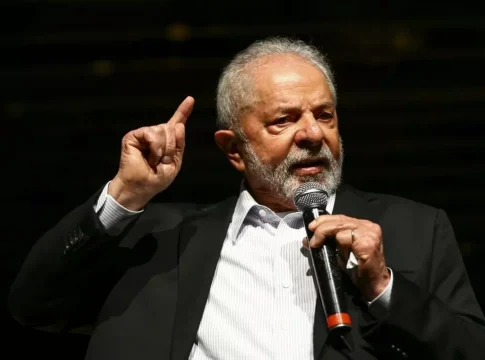PT cobra cargos de Lula no primeiro escalão, mas enfrenta disputa interna
