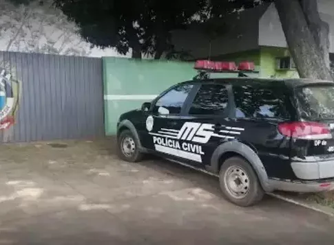 Filho de 15 anos mata pai a facadas após briga