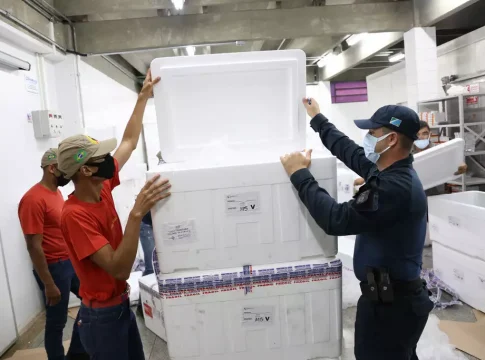 Ministério envia 6,5 mil doses de Coronavac para crianças a MS