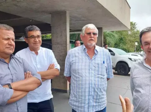 PT acerta Agraer e 9 cargos no governo e Riedel terá base petista na Assembleia
